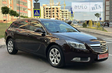 Универсал Opel Insignia 2011 в Тернополе