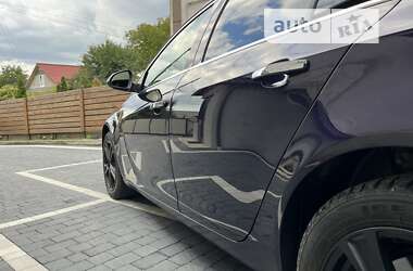 Универсал Opel Insignia 2012 в 