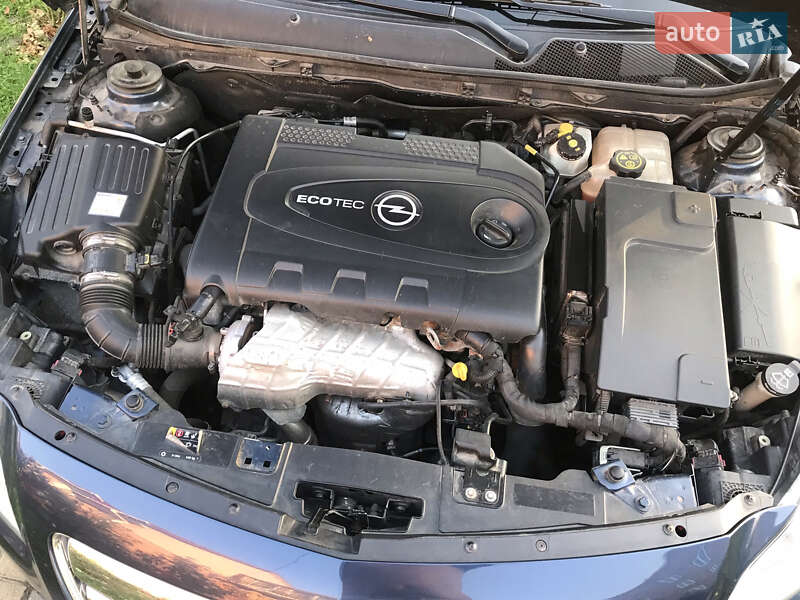 Лифтбек Opel Insignia 2013 в Луцке