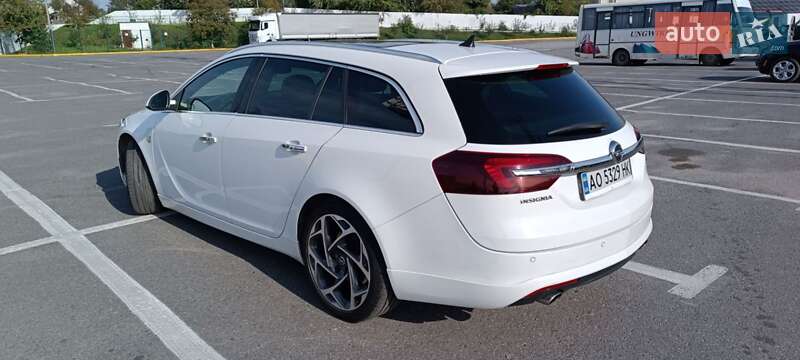 Универсал Opel Insignia 2015 в Ужгороде