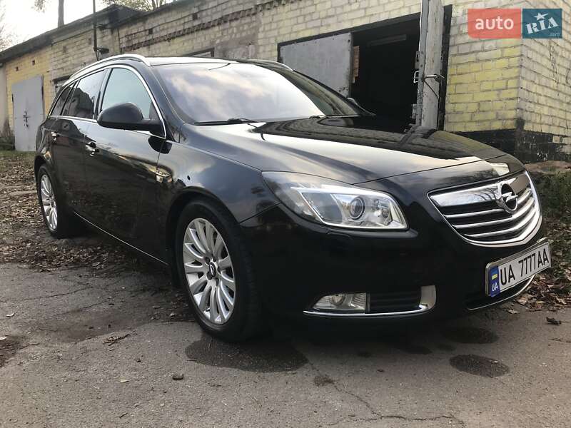 Універсал Opel Insignia 2009 в Кам'янському