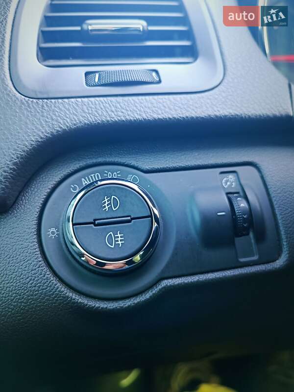 Седан Opel Insignia 2012 в Шептицькому фото 7 Седан Opel Insignia 2012 в Шептицькому