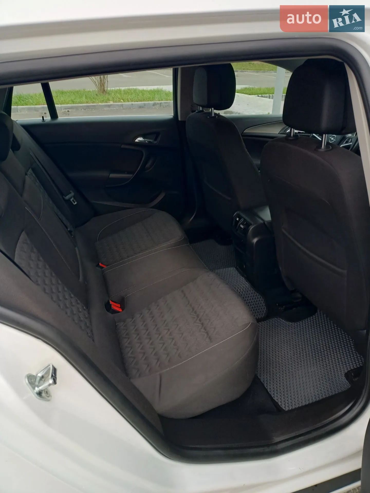 2013 Opel Insignia - мініатюра 38