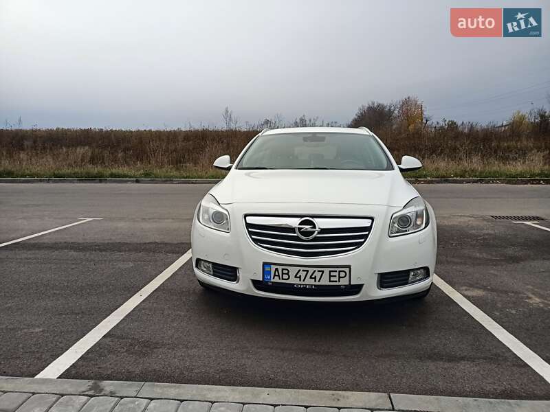 Универсал Opel Insignia 2013 в Виннице
