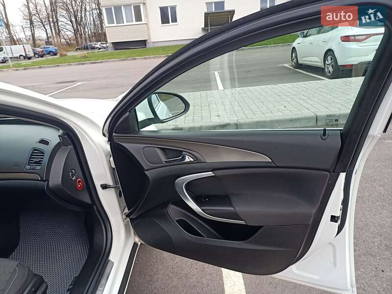Универсал Opel Insignia 2013 в Виннице