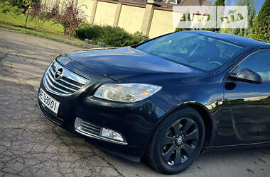 Ліфтбек Opel Insignia 2013 в 