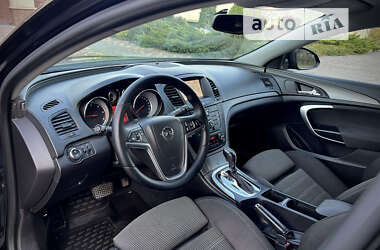 Ліфтбек Opel Insignia 2013 в 