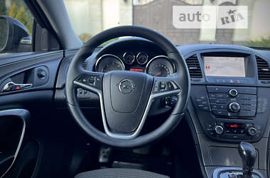 Ліфтбек Opel Insignia 2013 в 