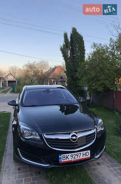 Универсал Opel Insignia 2013 в 