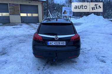 Універсал Opel Insignia 2010 в 