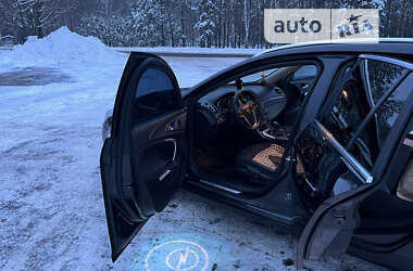 Універсал Opel Insignia 2010 в 