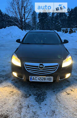 Універсал Opel Insignia 2010 в 