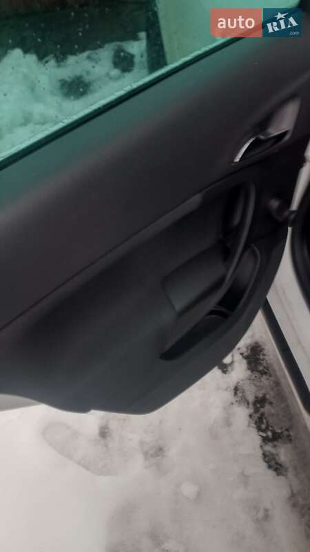 Универсал Opel Insignia 2011 в Луцке фото 26 Универсал Opel Insignia 2011 в Луцке