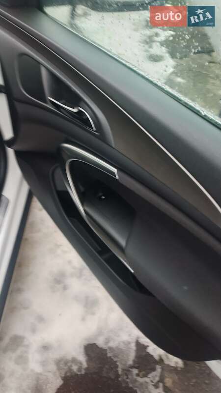 Универсал Opel Insignia 2011 в Луцке фото 34 Универсал Opel Insignia 2011 в Луцке