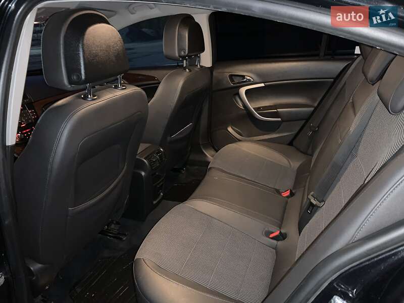 Ліфтбек Opel Insignia 2011 в Нетішині