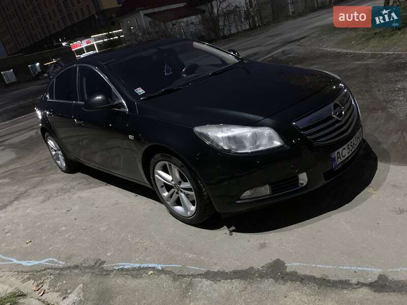 Ліфтбек Opel Insignia 2011 в Нетішині