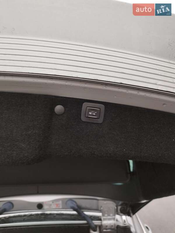 Универсал Opel Insignia 2014 в Киеве