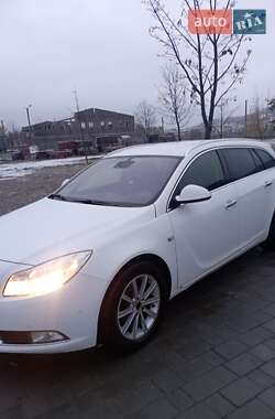 Универсал Opel Insignia 2011 в Виноградове