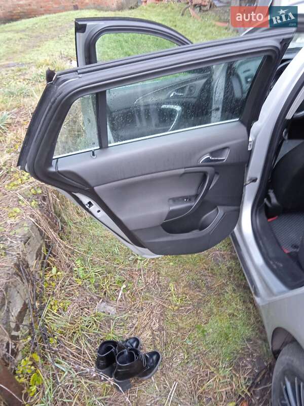 Универсал Opel Insignia 2009 в Городище фото 28 Универсал Opel Insignia 2009 в Городище