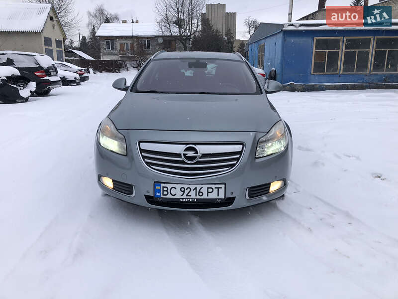 Універсал Opel Insignia 2011 в Львові