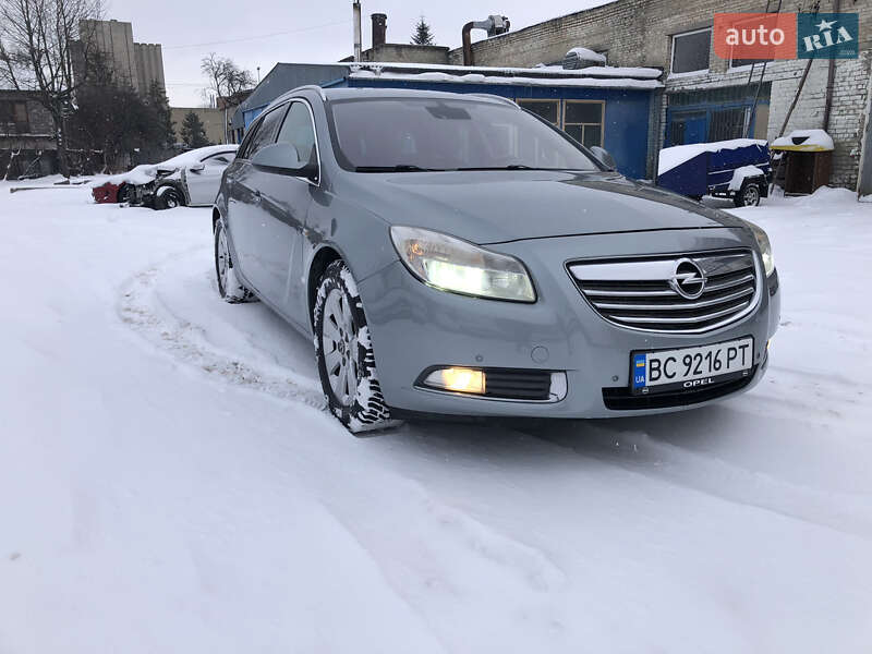 Універсал Opel Insignia 2011 в Львові