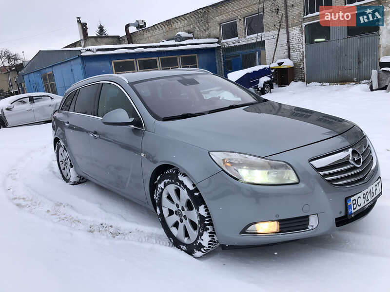 Універсал Opel Insignia 2011 в Львові