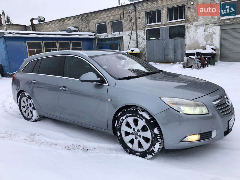Універсал Opel Insignia 2011 в Львові