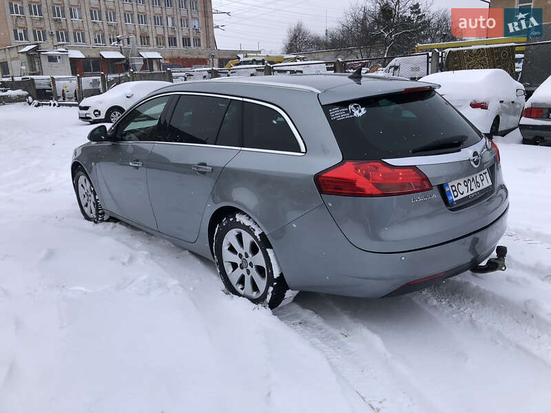 Універсал Opel Insignia 2011 в Львові