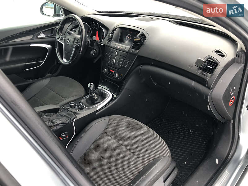 Універсал Opel Insignia 2011 в Львові