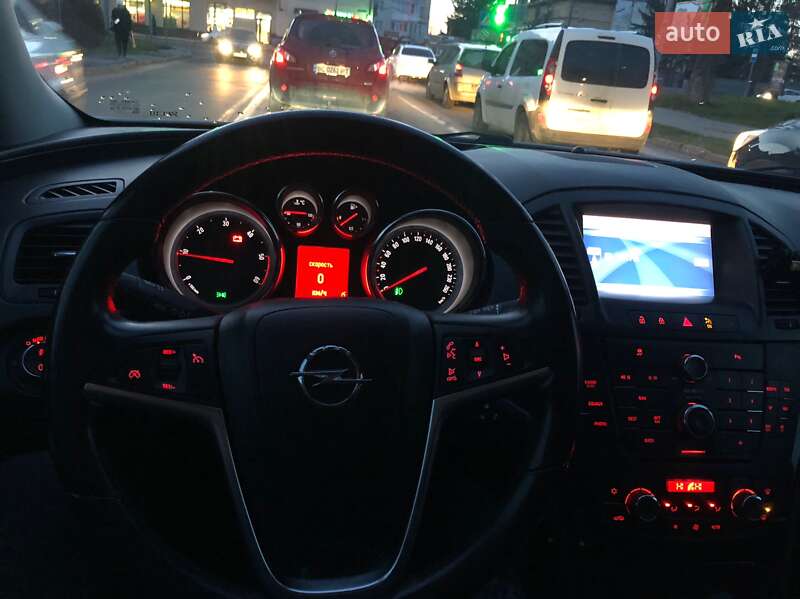 Універсал Opel Insignia 2011 в Львові