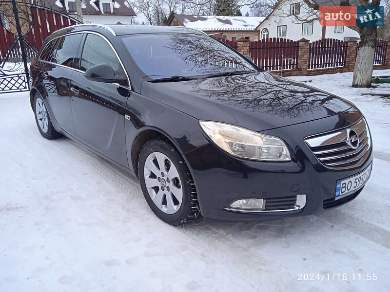 Універсал Opel Insignia 2012 в Монастириській