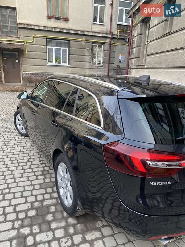 Універсал Opel Insignia 2015 в Івано-Франківську