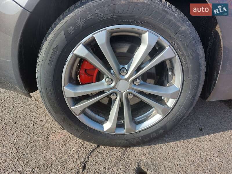 Універсал Opel Insignia 2010 в Житомирі