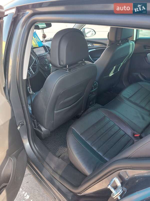 Універсал Opel Insignia 2010 в Житомирі
