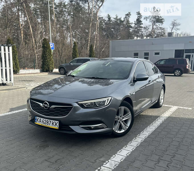 Лифтбек Opel Insignia 2017 в Киеве