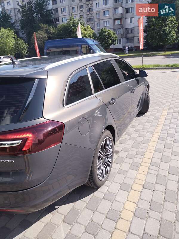 Универсал Opel Insignia 2014 в Хмельницком