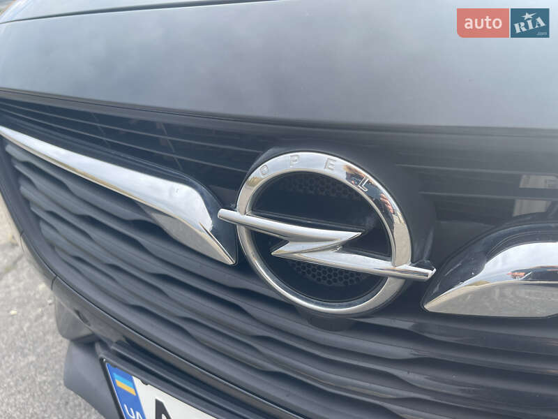 Універсал Opel Insignia 2017 в Луцьку