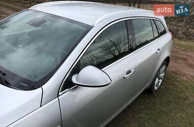 Универсал Opel Insignia 2012 в 