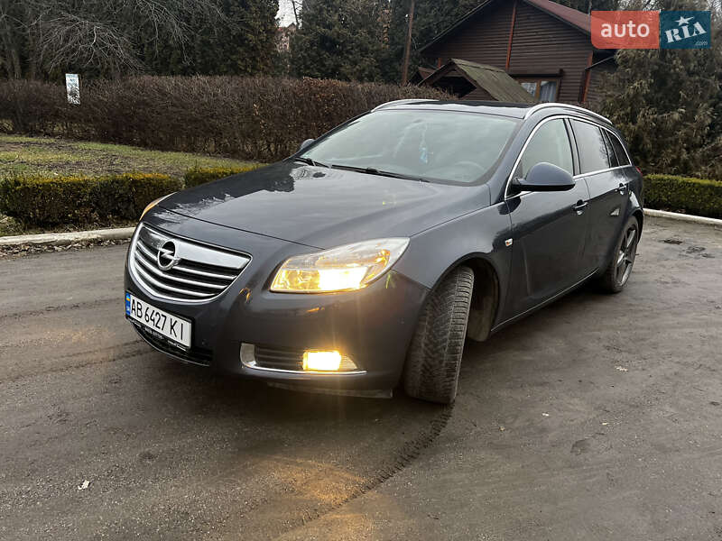 Універсал Opel Insignia 2009 в Гайсину