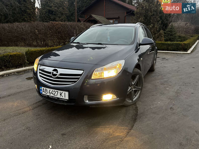 Універсал Opel Insignia 2009 в Гайсину