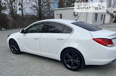 Седан Opel Insignia 2012 в Виннице