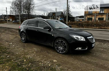 Универсал Opel Insignia 2010 в Старом Самборе