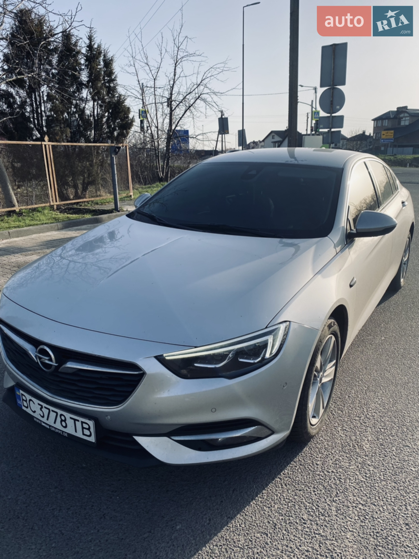 2017 Opel Insignia - мініатюра 2