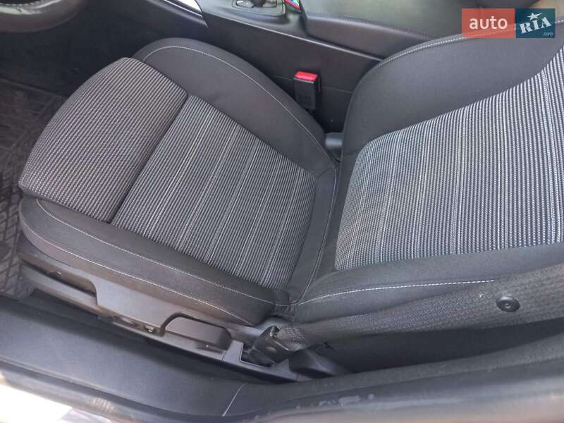 Универсал Opel Insignia 2013 в Николаеве