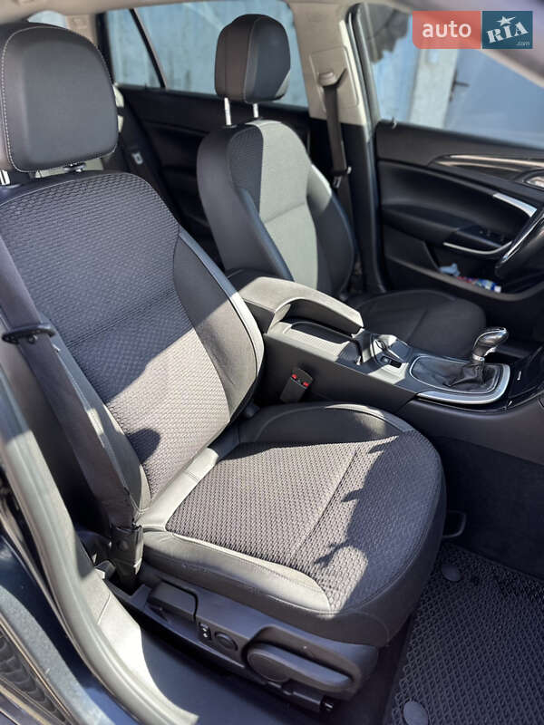 Універсал Opel Insignia 2013 в Мукачевому