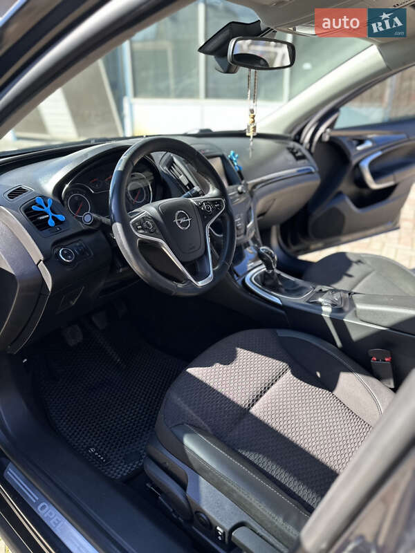 Універсал Opel Insignia 2013 в Мукачевому