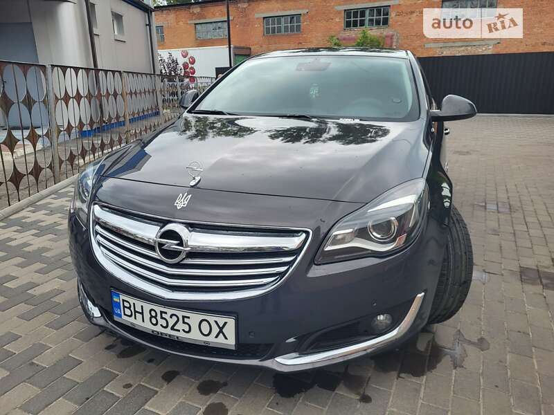 Седан Opel Insignia 2015 в Лубнах