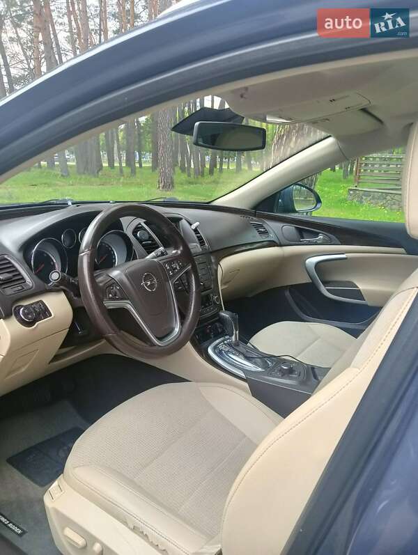 Универсал Opel Insignia 2009 в Дубно