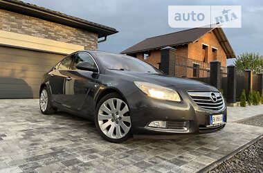 Седан Opel Insignia 2011 в Стрые