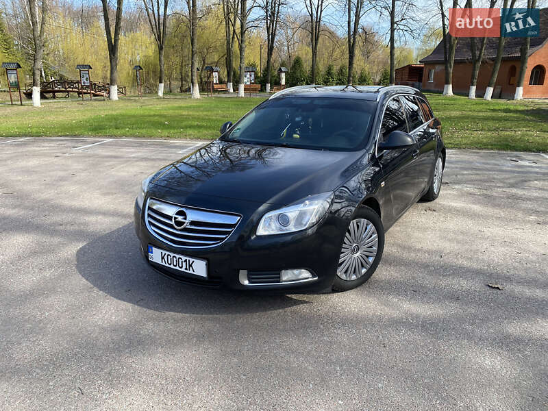 Opel Insignia 2011